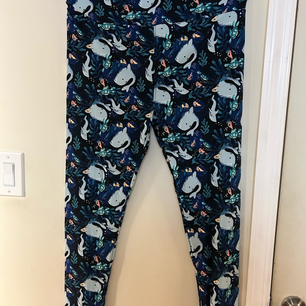 LuLaRoe Blue and White Whale Leggings